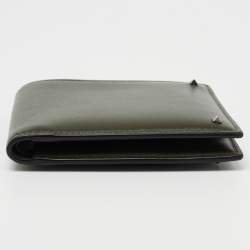 Pre Owned Valentino Olive Green Leather Rockstud Bifold Wallet