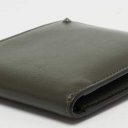 Pre Owned Valentino Olive Green Leather Rockstud Bifold Wallet