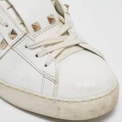 Pre Owned Valentino White Leather Rockstud Lace Up Sneakers Size 40.5