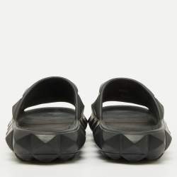 Pre Owned Valentino Black Rubber Roman Stud Slip On Flat Slippers Size 43