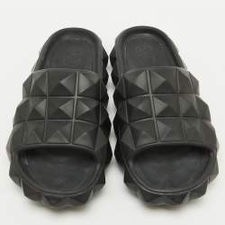 Pre Owned Valentino Black Rubber Roman Stud Slip On Flat Slippers Size 43