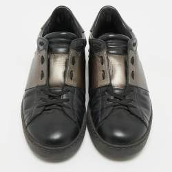 Pre Owned Valentino Black/Metallic Leather Rockstud Lace Low Top Sneakers Size 41