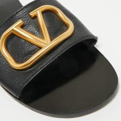 Pre Owned Valentino Black Leather VLogo Flat Slides Size 40