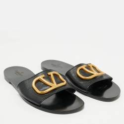 Pre Owned Valentino Black Leather VLogo Flat Slides Size 40