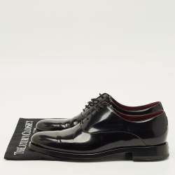 مملوكة مسبقًا حذاء ديربي فالنتينو جلد أسود مرصع مقاس 43