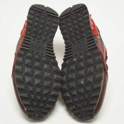 Pre Owned حذاء رياضي فالنتينو روكرانر سويدي وجلد وقماش مموه كاموفلاج أحمر مقاس 41