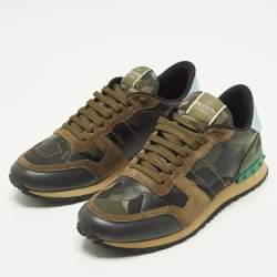 مملوكة مسبقًا حذاء رياضي فالنتينو روك رانر سويدي وجلد نمط مموه متعدد الألوان عنق منخفض مقاس 38