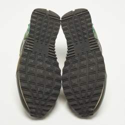 مملوكة مسبقًا حذاء رياضي فالنتينو روك رانر سويدي وجلد نمط مموه متعدد الألوان عنق منخفض مقاس 38