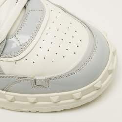 Pre Owned Valentino Free dots Size 43 Sky Blue/White Leather and Patent Low Top Sneakers