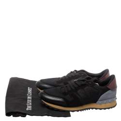 Pre Owned حذاء رياضي فالنتينو روك رانر برقبة منخفضة سويدي وشبك أسود مقاس 39