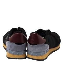 Pre Owned حذاء رياضي فالنتينو روك رانر برقبة منخفضة سويدي وشبك أسود مقاس 39