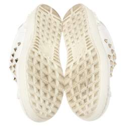 مملوكة مسبقًا حذاء رياضى فالنتينو منخفض من أعلى أنتايتلد روكستد جلد أبيض مقاس 40.5