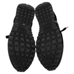 Pre Owned حذاء رياضى مفتوح فالنتينو نايلون وسويدي كاموفلاد أسود وأزرق داكن مقاس 42.5