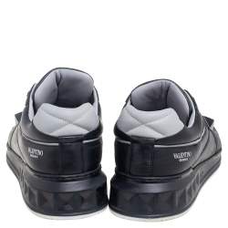 Valentino Black Leather One Stud Low-Top Sneakers Size 42