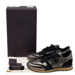 Pre Owned حذاء رياضي فالنتينو روكرونر سويدي وجلد أسود/ميتاليك مقاس 44