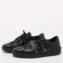Pre Owned Valentino Black Leather Rockstud Low Top Sneakers Size 44
