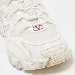 Pre Owned Valentino White Leather and Canvas Climbers VLogo Sneakers Size 42