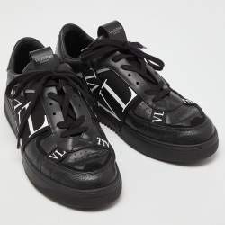 Valentino Black/White Leather VLTN Rockstud Low Top Sneakers Size 43