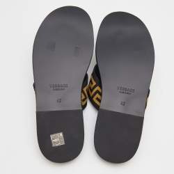 مملوكة مسبقًا صندل سلايد فيرساتشي غريكا قماش وجلد أصفر/أسود مقاس 42