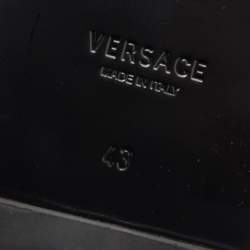 Pre Owned صندل سلايد فلات فيرساتشي غريسا قماش وجلد أسود/أبيض مقاس 43