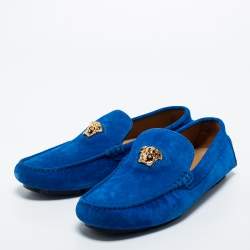 مملوكة مسبقًا Versace Blue Suede Medusa Slip on Loafers Size 43