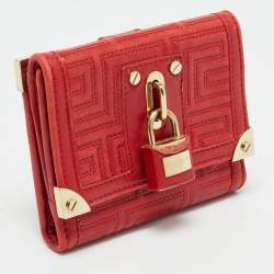 Pre Owned Versace Red Quilted Leather Lock Trifold Wallet