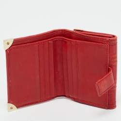 Pre Owned Versace Red Quilted Leather Lock Trifold Wallet