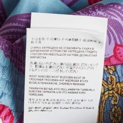 مملوكة مسبقًا فرزاتشي شورت حرير مطرز بطبعة زهور زرقاء بحجم صغير