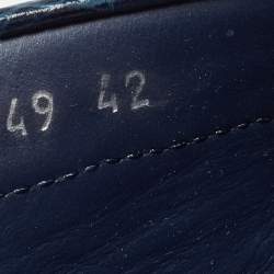 Pre Owned Versace Navy Blue Embossed Croc Medusa Buckle Loafers Size 42