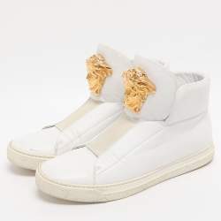 مملوكة مسبقًا حذاء رياضي فيرساتشي ميدوسا جلد أبيض بعنق طويل مقاس 42