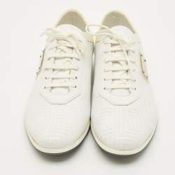 مملوكة مسبقًا Versace Size 43 White/Beige Patent Leather and Quilted Leather Logo Lace Up Sneakers