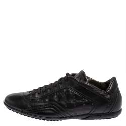مملوكة مسبقًا Versace Black Leather Logo Embossed Low Top Sneakers Size 40