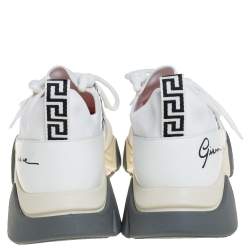 مملوكة مسبقًا Versace White Nubuck Leather And Knit Fabric Squalo Low Top Sneakers Size 43.5