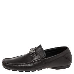 مملوكة مسبقًا Versace Dark Brown Leather Medusa Embellished Slip On Loafers 41.5