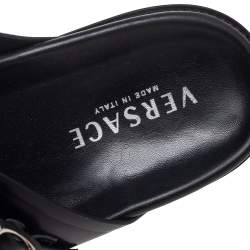 Pre Owned صندل سلايد فيرساتشي جلد أزرق داكن إبزيم مزدوج سير مقاس 44 