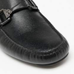 Pre Owned حذاء لوفرز فيرساتشي دريفر جلد نقشة السحلية أسود مقاس 43