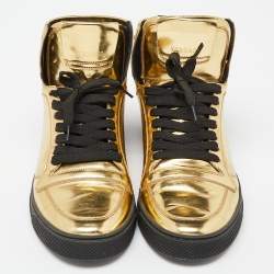 Pre Owned Versace Gold Laminated Leather Medusa Lace High Top Sneakers Size 43