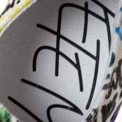 Pre Owned Vetements White Graffiti Canvas Low Top Lace Up Sneakers Size 41