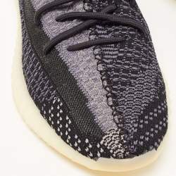 Pre Owned Yeezy x Adidas Black/Grey Knit Fabric Boost 350 V2 Carbon Sneakers Size 45 1/3