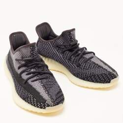 Pre Owned Yeezy x Adidas Black/Grey Knit Fabric Boost 350 V2 Carbon Sneakers Size 45 1/3