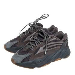 Adidas Yeezy Boost 700 V2 Geode Multicolor Nubuck And Suede Lace Up Sneakers Size 41.5