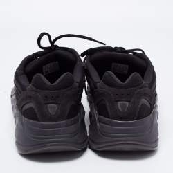 Adidas Yeezy Black Suede Boost 700 V2 Vanta Sneakers Size 44