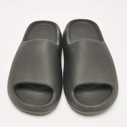 Yeezy x Adidas Black Rubber Onyx Slides Size 44.5