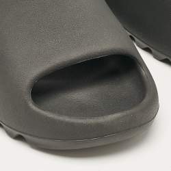 Yeezy x Adidas Black Rubber Onyx Slides Size 44.5