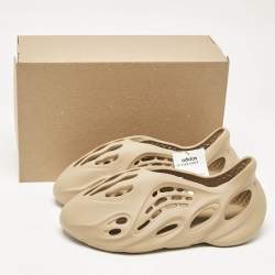 Pre Owned Yeezy x Adidas Beige Rubber Foam RNR Slip On Sneakers Size 46