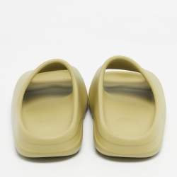 Pre Owned Yeezy x Adidas Light Green Rubber Resin Slides Size 43