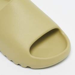 Pre Owned Yeezy x Adidas Light Green Rubber Resin Slides Size 43