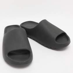 Pre Owned Yeezy x Adidas Black Rubber Onyx Slides Size 44.5