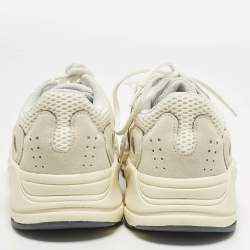 مملوكة مسبقًا Yeezy x Adidas Boost 700 Analog Size 41 1/3 Off White Mesh and Suede Low Top Sneakers