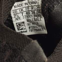 Pre Owned حذاء رياضي ييزي و أديداس نسيج محبوك أسود/بني بوست 380 أونيكس منخفض القمة مقاس 40.5